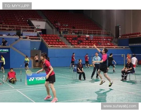 上海羽毛球队在世锦赛积分榜上以68分稳居第一名展现强劲实力