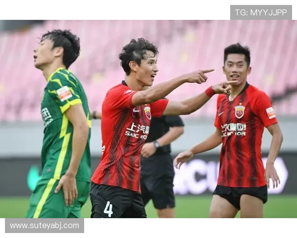 上海足球队实力飙升创造历史新高引发广泛关注与期待