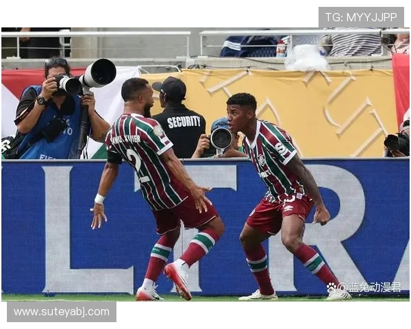 足球明星换头恶搞大赛谁是最搞笑的球场面孔大变身