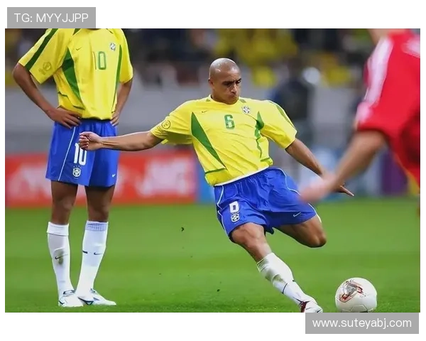 不同足球明星的射门技艺与风格分析探讨