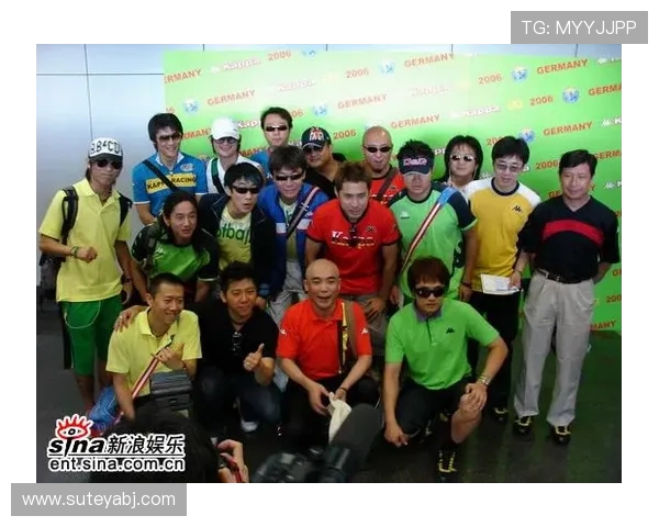 众多足球明星齐聚贵州共襄盛举点燃球迷热情